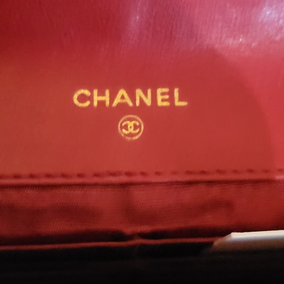 Chanel Red Caviar CC Timeless Shoulder Bag Bifold Wallet Grained Calfskin.. - Picture 11 of 16